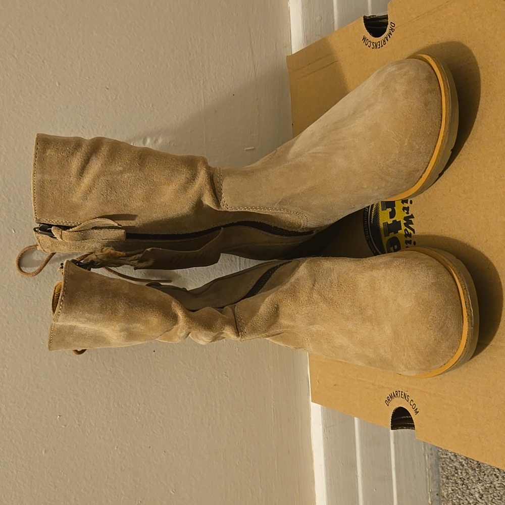 Sofft Sharnell Low Tan Suede Boots - Picture 4 of 17